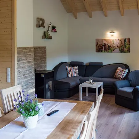 Tatil Evi Eifel & - Ferienhaeuser Am Waldsee Rieden/eifel Rieden (Mayen-Koblenz)