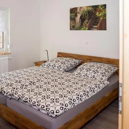 Eifel & - Ferienhaeuser Am Waldsee Rieden/eifel Tatil Evi *