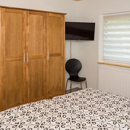 Eifel & - Ferienhaeuser Am Waldsee Rieden/eifel Tatil Evi *