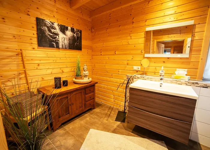 Eifel & - Ferienhaeuser Am Waldsee Rieden/eifel בית נופש Rieden (Mayen-Koblenz)