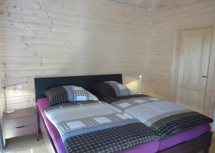 Hébergement de vacances Eifel & - Ferienhaeuser Am Waldsee Rieden/eifel